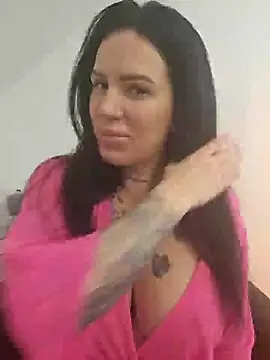 Lisa_Yulz nude on webcam for live sex chat