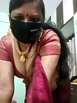 Sujatha_Cute nude on webcam for live sex chat