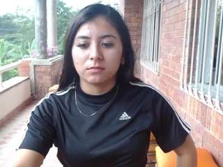 thamaralove nude on Live Cam Sex Chat