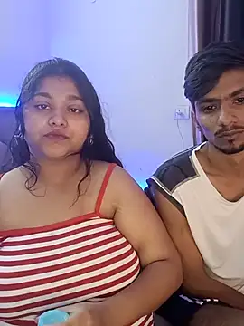 COUPLE-LUST nude on webcam for live sex chat