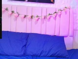 goddess-athena nude on Live Cam Sex Chat