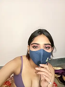 Erotic_R nude on webcam for live sex chat