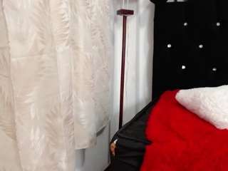 Karenn-Lenoy nude on Live Cam Sex Chat