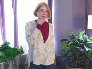 MarianBeale nude on Live Cam Sex Chat