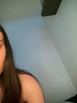 Oceane0824 nude on webcam for live sex chat
