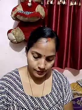 Arini_Arora nude on webcam for live sex chat
