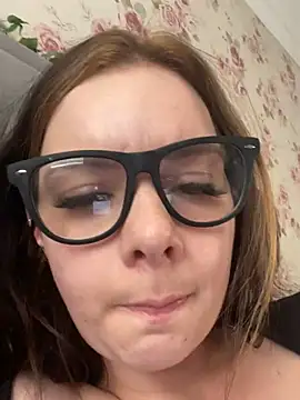 FilthyFrankie02 nude on webcam for live sex chat