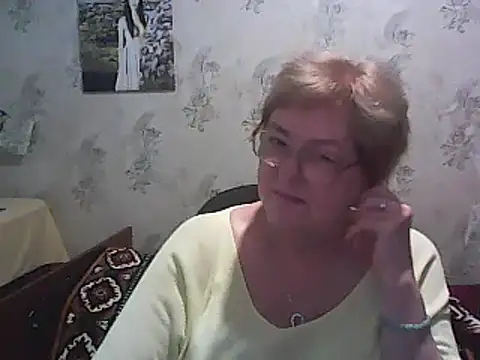 Renata6201 nude on webcam for live sex chat