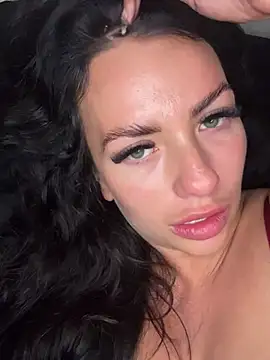 BellaBlackUK nude on webcam for live sex chat