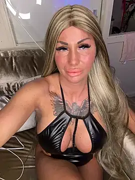 Dutchhbarbie nude on webcam for live sex chat