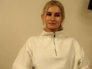 ElgaEldon nude on Live Cam Sex Chat