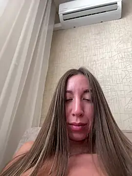 Eva_SweetCatt nude on webcam for live sex chat