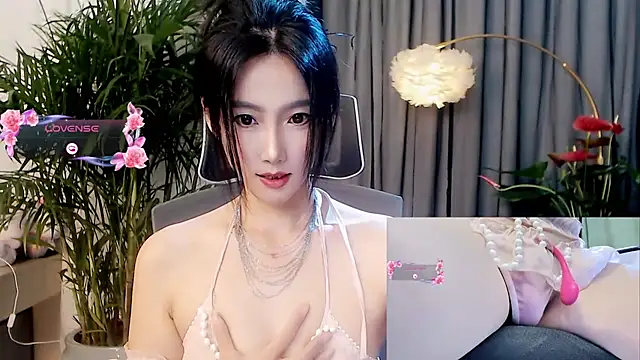 feifei-love nude on webcam for live sex chat