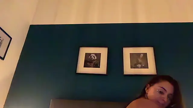 GiuliaDollx nude on webcam for live sex chat