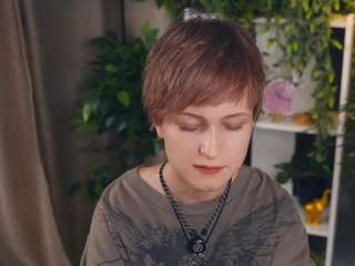 Henrietta nude on Live Cam Sex Chat