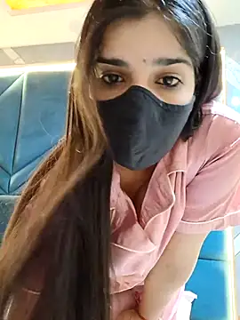 lilmisscutie nude on webcam for live sex chat