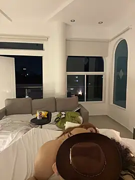 Melody-baby nude on webcam for live sex chat