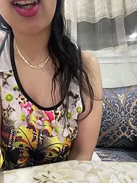 Rasha-arabic nude on webcam for live sex chat