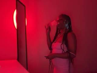 RoniOnly24 nude on Live Cam Sex Chat