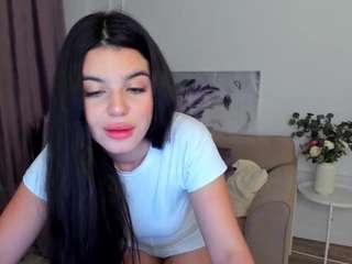 SnowingWinter nude on Live Cam Sex Chat