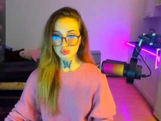 ToraLove nude on Live Cam Sex Chat