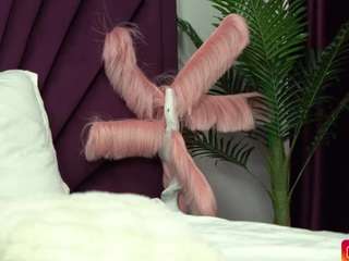 AshleyLux nude on Live Cam Sex Chat