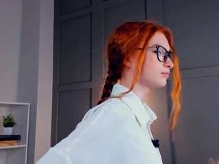 MaeEdman nude on Live Cam Sex Chat