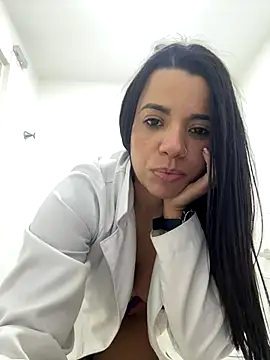 naia100 nude on webcam for live sex chat