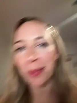 rileylovesyou nude on webcam for live sex chat
