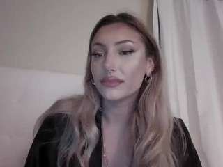 sofiagold9210 nude on Live Cam Sex Chat