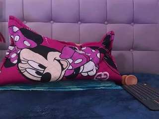 Valentina-wish2 nude on Live Cam Sex Chat