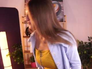 WhitneyAlsbrook nude on Live Cam Sex Chat