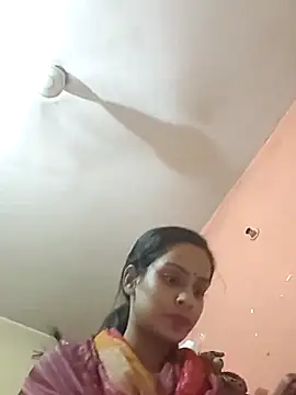 callgirl21 nude on webcam for live sex chat
