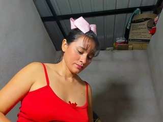 dailly-hot-niki nude on Live Cam Sex Chat