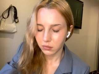 JoanaPatient nude on Live Cam Sex Chat