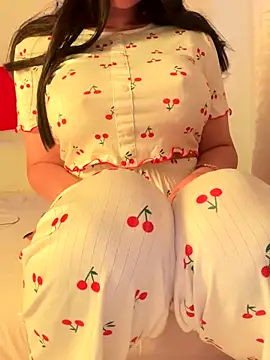 OnlyRima nude on webcam for live sex chat