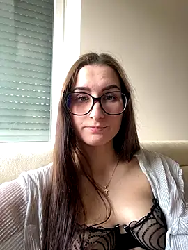 AriadnaBabyy nude on webcam for live sex chat