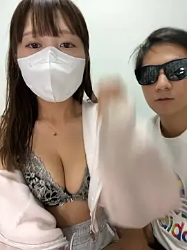 erokami36 nude on webcam for live sex chat