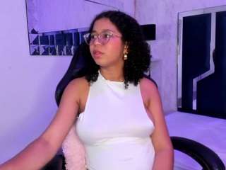 MilaHall nude on Live Cam Sex Chat