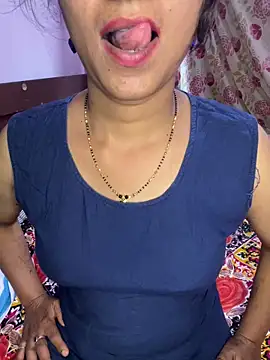 Mysore_Mallika nude on webcam for live sex chat