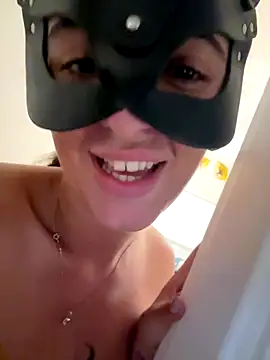Selena38 nude on webcam for live sex chat