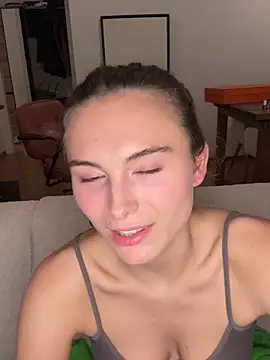 SophiiaStarr nude on webcam for live sex chat