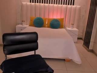 TiffannySins nude on Live Cam Sex Chat