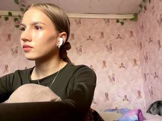 VandaHigham nude on Live Cam Sex Chat