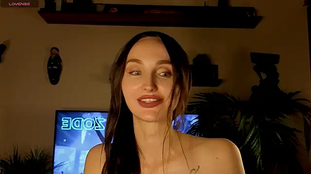 xSweetMissx nude on webcam for live sex chat