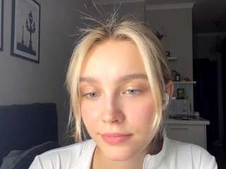 ClaireWilliams nude on Live Cam Sex Chat