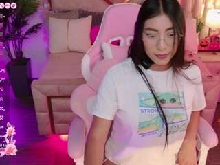 hannaf11 nude on Live Cam Sex Chat