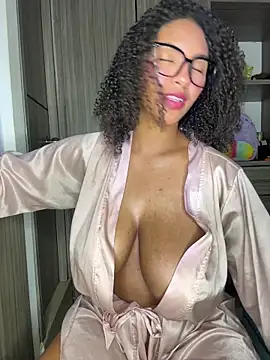Mia_sweet80 nude on webcam for live sex chat