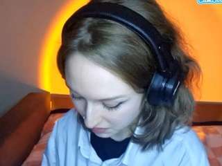 MilaMoore nude on Live Cam Sex Chat