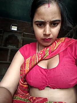 Naughty-Priyanka nude on webcam for live sex chat
